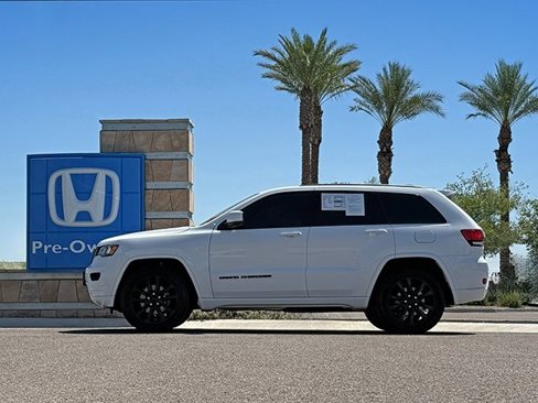 Used 2018 Jeep Grand Cherokee Altitude image 7
