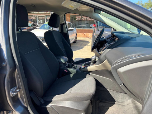 Used 2012 Ford Focus SEL image 14