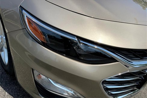 Used 2023 Chevrolet Malibu LS image 25