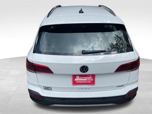 Used 2024 Volkswagen Taos S image 6