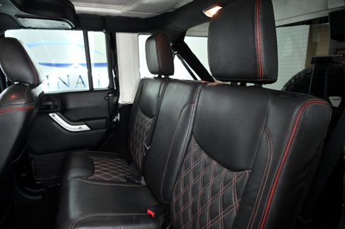 Used 2016 Jeep Wrangler Unlimited Sahara image 32