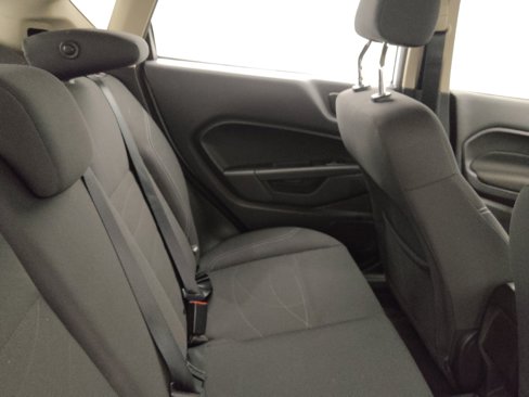 Used 2017 Ford Fiesta SE image 19