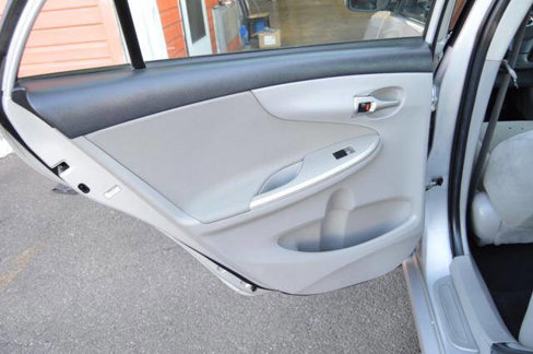 Used 2011 Toyota Corolla LE image 42