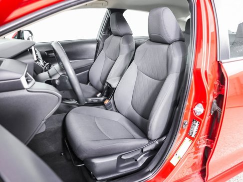 Used 2021 Toyota Corolla LE image 23
