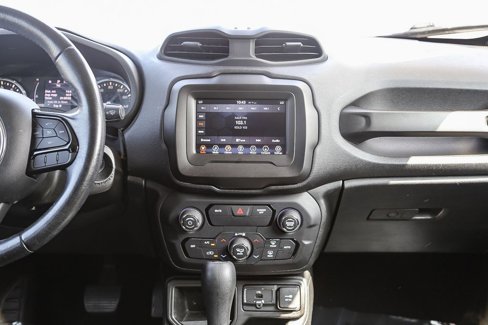 Certified 2020 Jeep Renegade Altitude image 14