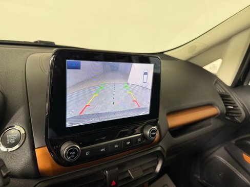 Used 2021 Ford EcoSport SE w/ SE Convenience Package image 19