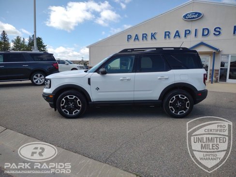 Used 2022 Ford Bronco Sport Outer Banks w/ Tech Package image 2