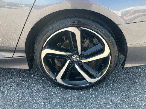 Used 2018 Honda Accord Sport image 22