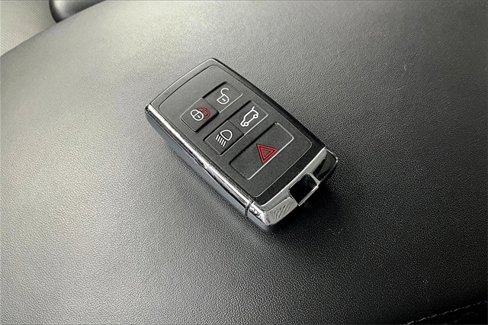 Used 2021 Land Rover Range Rover Westminster Edition image 10