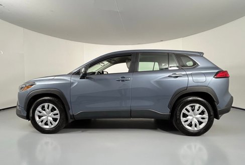 Used 2023 Toyota Corolla Cross L image 4