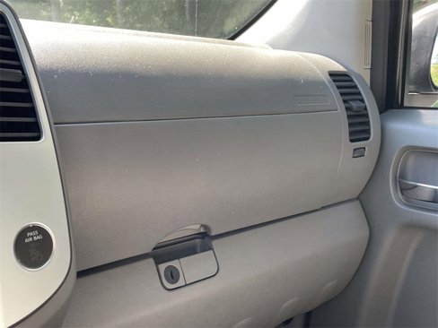 Used 2015 Nissan Frontier SV w/ SV Value Truck Package image 30