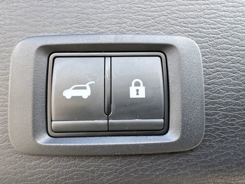 Used 2024 Mitsubishi Outlander SE image 19