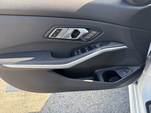 Used 2020 BMW 330i Sedan image 12