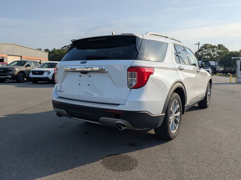 Used 2023 Ford Explorer Limited image 4