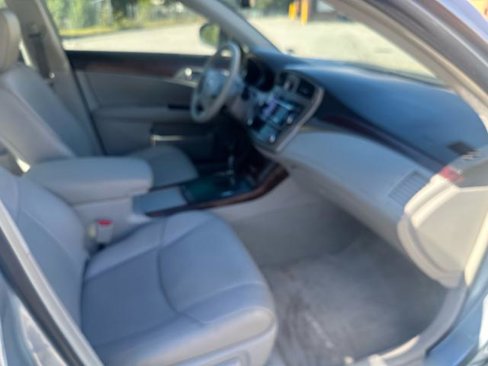 Used 2012 Toyota Avalon image 17