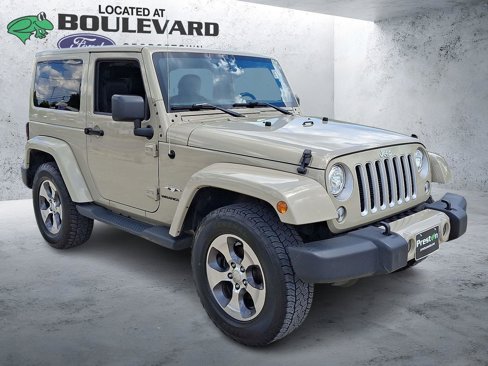 Used 2017 Jeep Wrangler Sahara w/ Connectivity Group image 4