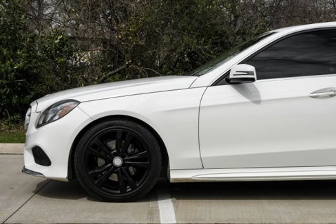 Used 2016 Mercedes-Benz E 350 Sedan w/ Premium Package image 16