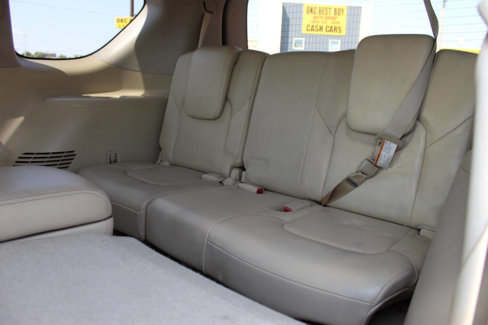 Used 2011 INFINITI QX56 4WD w/ Theater Pkg image 17