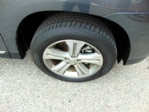 Used 2011 Toyota Highlander Limited image 19