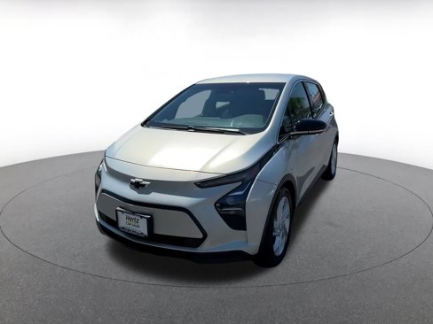 Used 2023 Chevrolet Bolt LT w/ Driver Confidence Package image 7