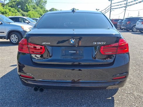 Used 2018 BMW 330i xDrive Sedan image 5