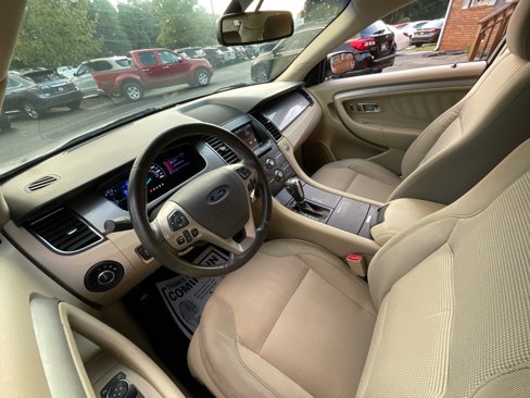 Used 2013 Ford Taurus SEL image 15