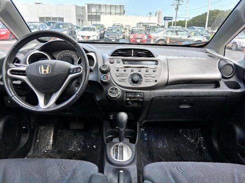 Used 2011 Honda Fit Sport image 31