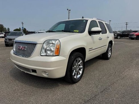 Used 2014 GMC Yukon Denali image 19
