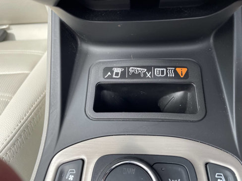 Used 2023 GMC Terrain Denali image 29