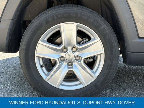 Used 2022 Jeep Compass Latitude w/ Sun and Sound Group image 6