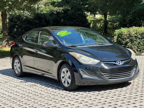 Used 2016 Hyundai Elantra SE image 3