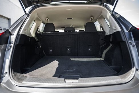 Used 2021 Nissan Rogue SV image 13