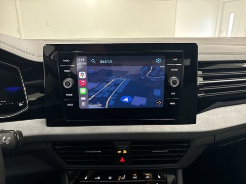 Used 2025 Volkswagen Jetta SE image 27
