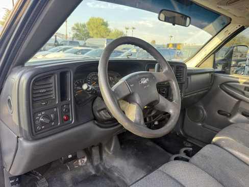 Used 2005 Chevrolet Silverado 2500 W/T image 17