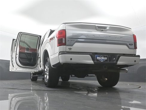 Used 2018 Ford F150 Platinum w/ Equipment Group 701A Luxury image 30