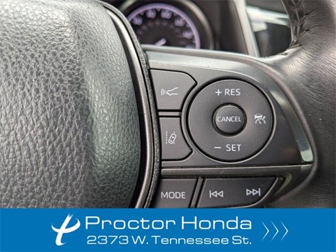 Used 2023 Toyota Camry SE image 17