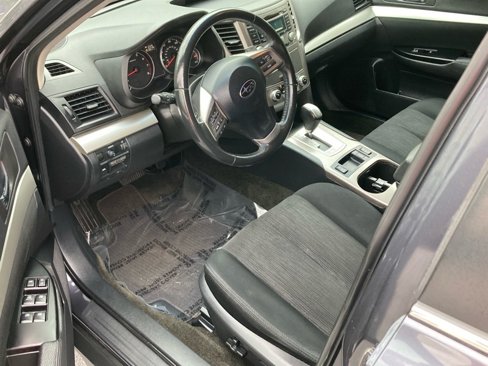 Used 2013 Subaru Outback 2.5i Premium w/ All-Weather Pkg image 7