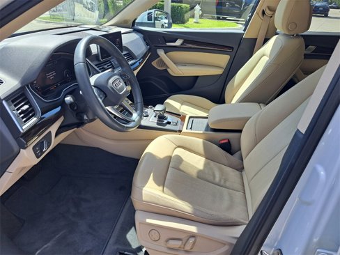 Used 2019 Audi Q5 2.0T Premium Plus w/ Premium Plus Package image 9