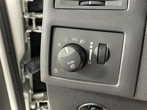 Used 2008 Chrysler 300 Limited image 15