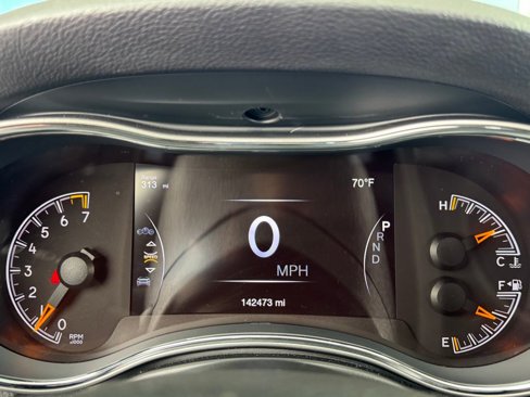 Used 2018 Jeep Grand Cherokee Altitude image 6