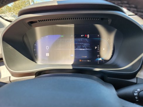 New 2025 Volvo XC40 B5 Core w/ Climate Package image 33