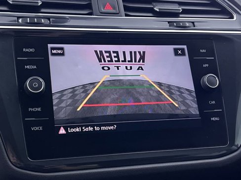 Used 2019 Volkswagen Tiguan SEL image 17