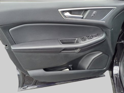 Used 2022 Ford Edge SEL w/ Convenience Package image 12
