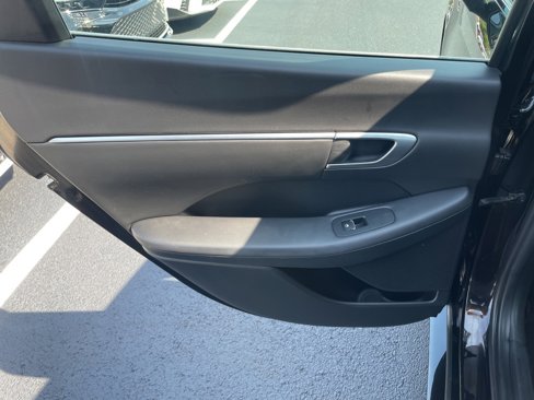 Used 2021 Hyundai Sonata SEL image 13