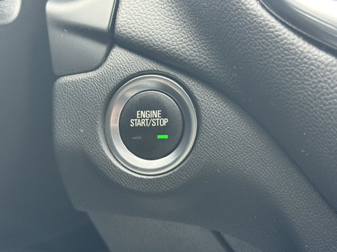 Used 2022 Chevrolet Equinox LT image 32