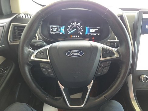 Used 2023 Ford Edge SEL image 14
