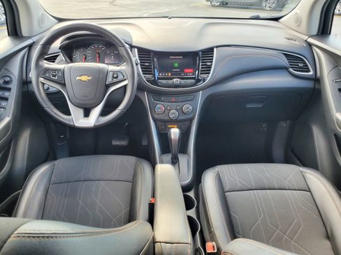 Certified 2022 Chevrolet Trax LT w/ Sport Edition image 15