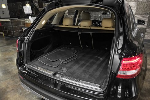 Used 2016 Mercedes-Benz GLC 300 w/ Premium Package image 62