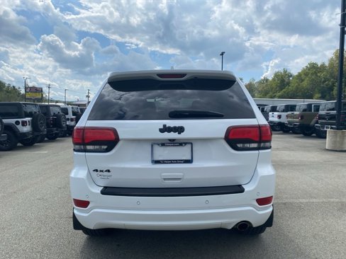 Certified 2018 Jeep Grand Cherokee Altitude image 3