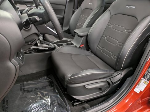 Used 2023 Kia Forte GT-Line w/ GT-Line Premium Package image 10